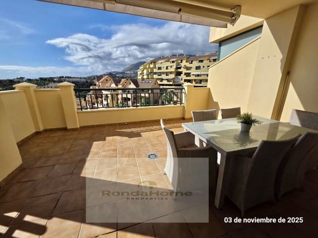 Appartement de 2 chambres à louer à Cortijo Torrequebrada, Benalmádena avec piscine garage - 1 500 € (Ref: 9375472)