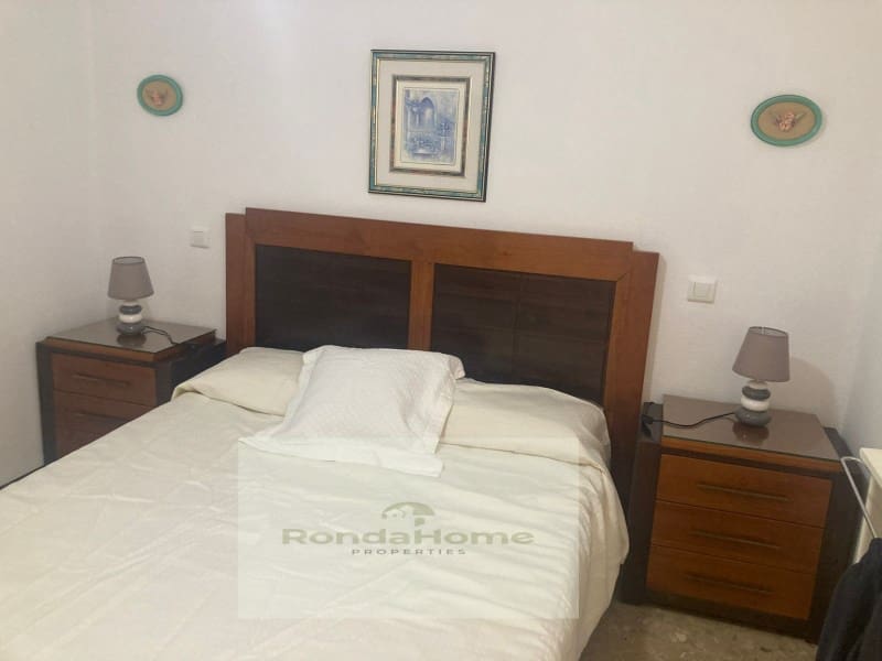 2 bedroom Flat for rent in Torremolinos with garage - € 1,600 (Ref: 9375473)