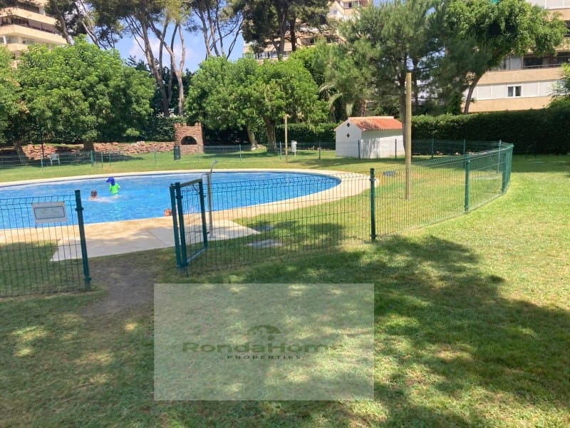 2 bedroom Flat for rent in Torremolinos with garage - € 1,600 (Ref: 9375473)