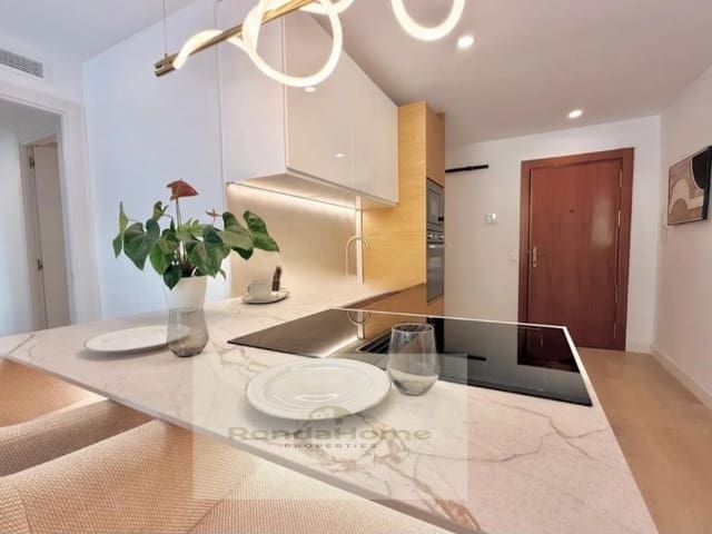 3 soverom Leilighet til salgs i Centro ciudad, Fuengirola med garasje - € 397 000 (Ref: 9383316)