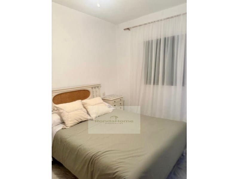 Townhouse for sale in Ronda - € 128,000 (Ref: 9386173)