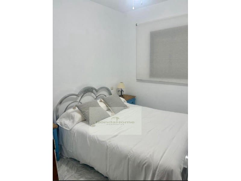 Townhouse for sale in Ronda - € 128,000 (Ref: 9386173)