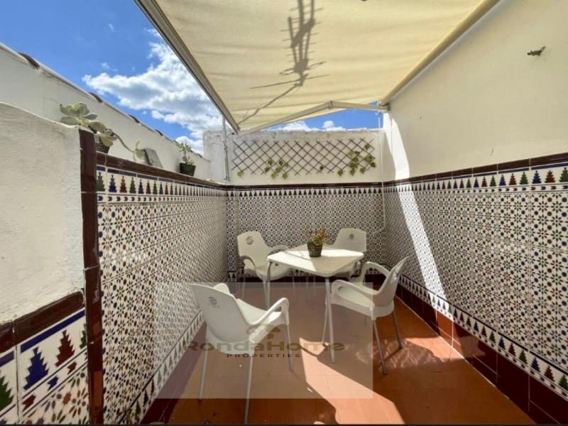 Townhouse for sale in Ronda - € 128,000 (Ref: 9386173)