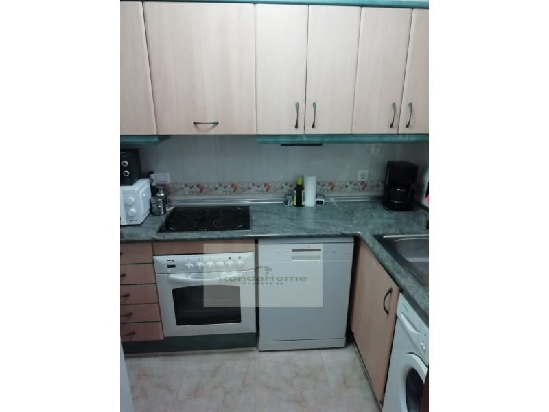 2 bedroom Flat for rent in Benalmadena with garage - € 1,300 (Ref: 9400832)