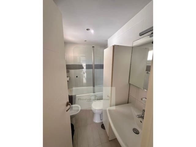 2 chambre Appartement à vendre à Castillo Sohail, Fuengirola avec garage - 299 000 € (Ref: 9400833)