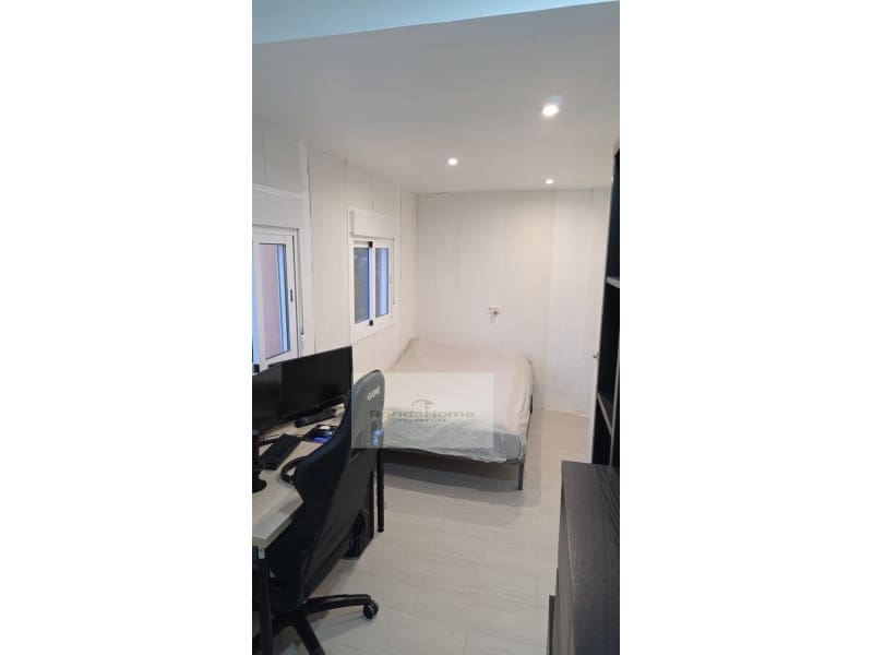 4 makuuhuone Asunto myytävänä paikassa Calahonda mukana uima-altaan 
autotalli - 419 000 € (Ref: 9411285)