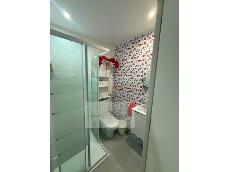 4 makuuhuone Asunto myytävänä paikassa Calahonda mukana uima-altaan 
autotalli - 419 000 € (Ref: 9411285)