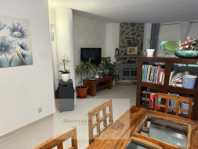 4 chambre Appartement à vendre à Calahonda, Mijas avec piscine garage - 419 000 € (Ref: 9411285)