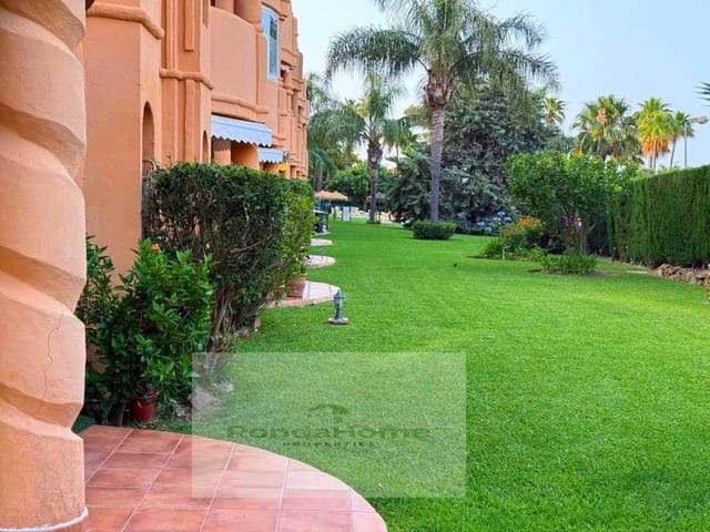 4 chambre Appartement à vendre à Calahonda, Mijas avec piscine garage - 419 000 € (Ref: 9411285)