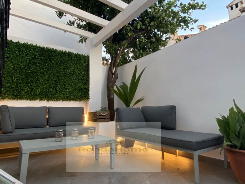 Piso de 4 habitaciones en Torremolinos en venta con garaje - 400.000 € (Ref: 9411286)