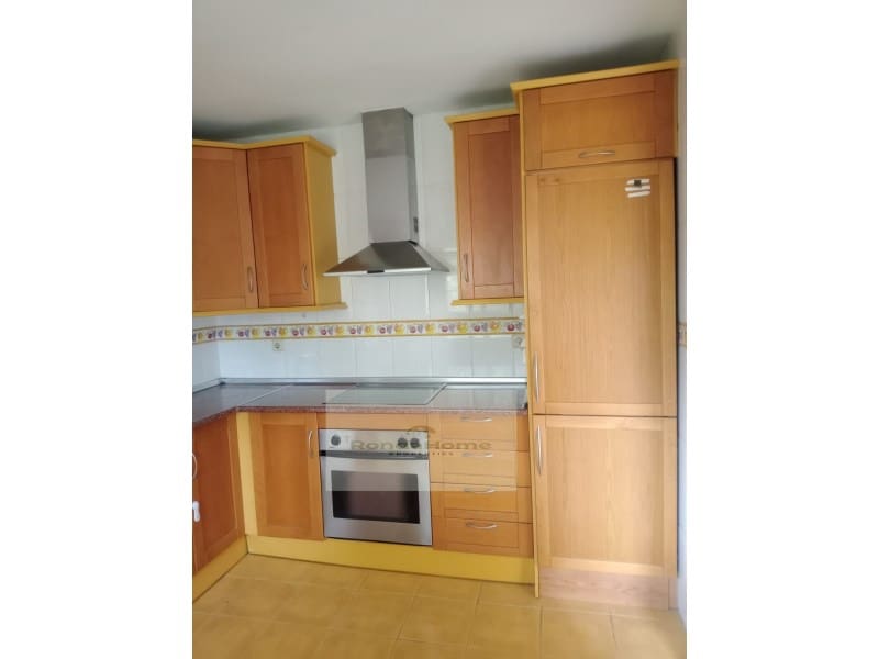 2 bedroom Flat for sale in Nueva Andalucia with garage - € 430,000 (Ref: 9411287)