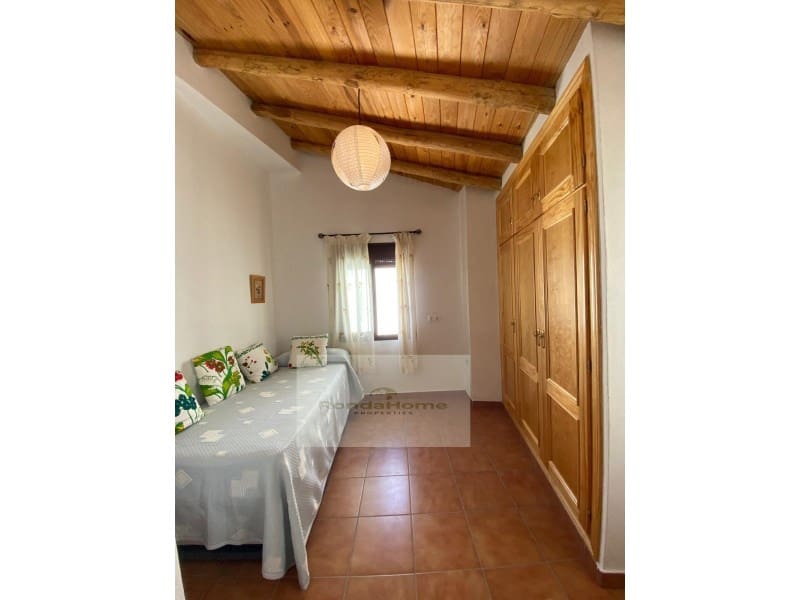 2 bedroom Townhouse for sale in Jubrique - € 90,000 (Ref: 9414416)