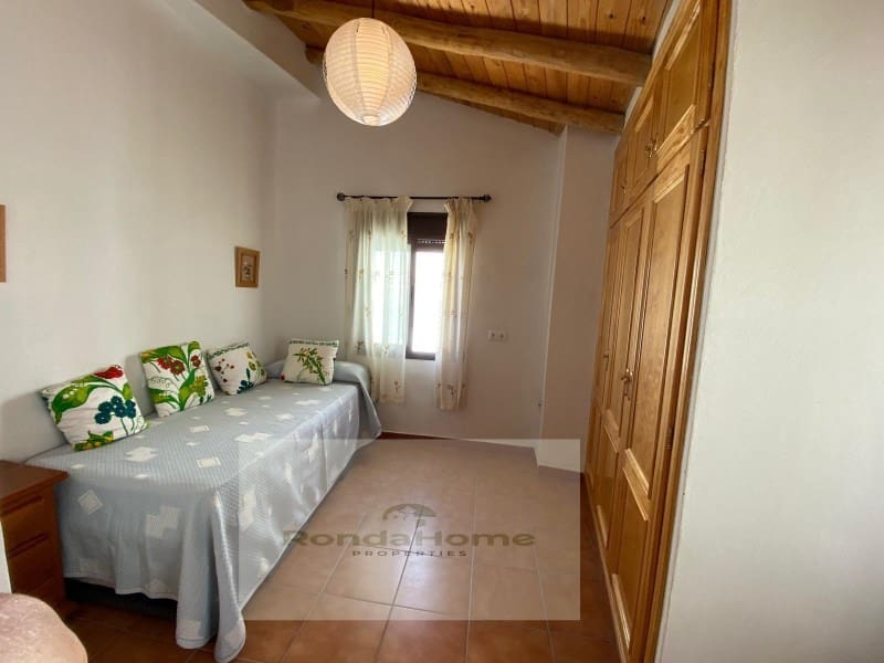 2 bedroom Townhouse for sale in Jubrique - € 90,000 (Ref: 9414416)