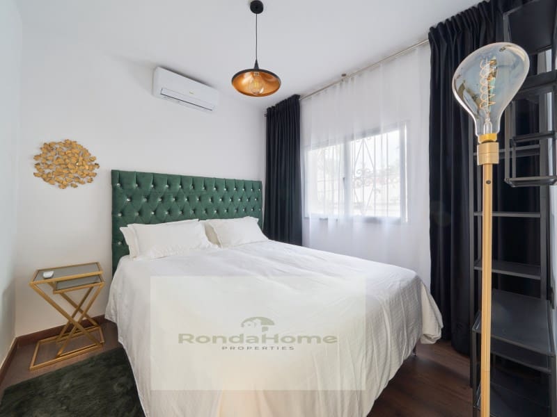 4 soverom Hus til salgs i Marbella med garasje - € 545 000 (Ref: 9420004)