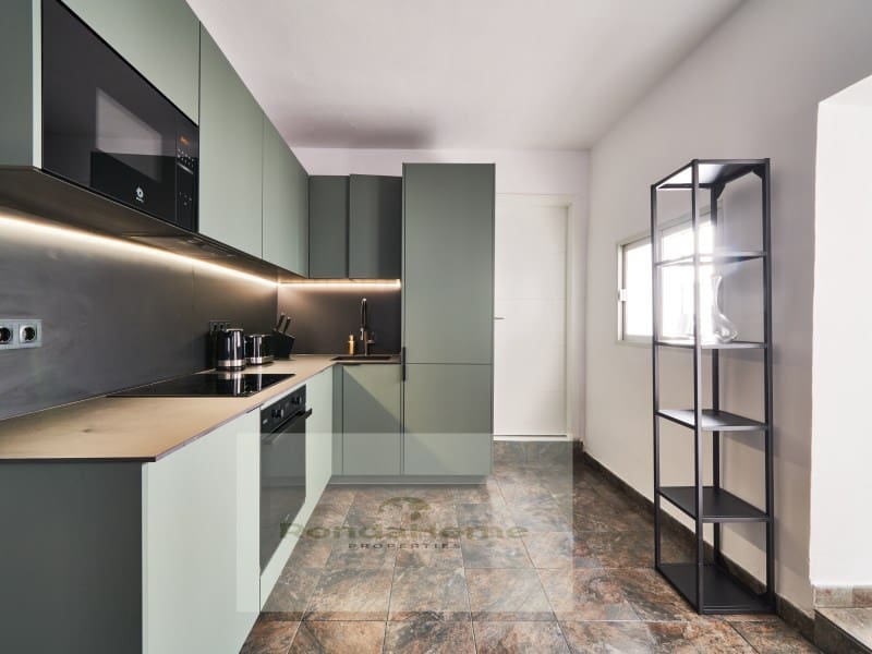 4 soverom Hus til salgs i Marbella med garasje - € 545 000 (Ref: 9420004)