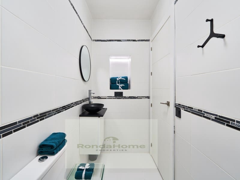 4 soverom Hus til salgs i Marbella med garasje - € 545 000 (Ref: 9420004)