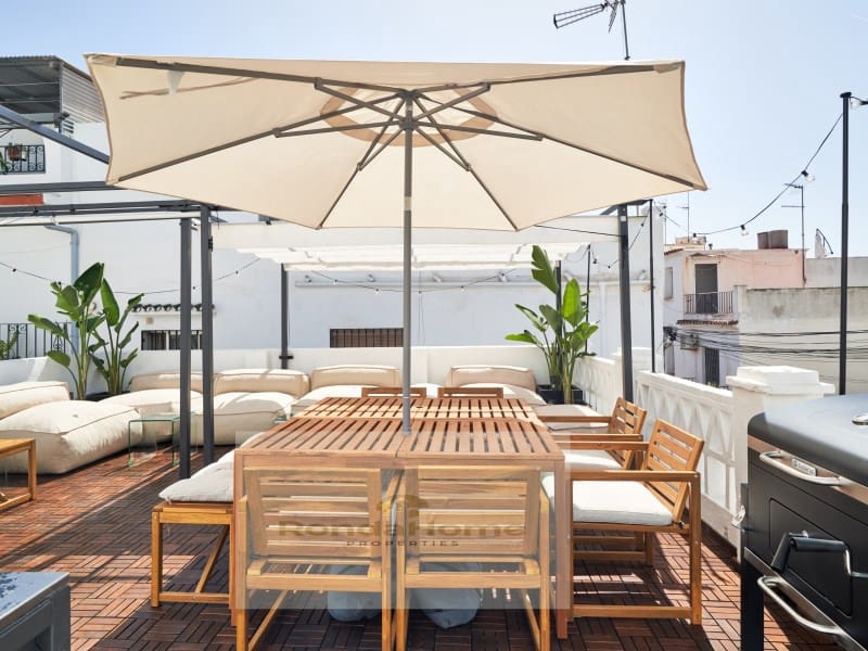 4 soverom Hus til salgs i Marbella med garasje - € 545 000 (Ref: 9420004)