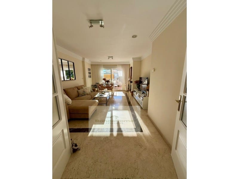 2 sypialnia Mieszkanie na sprzedaż w Marbella z garażem - 395 000 € (Ref: 9420005)