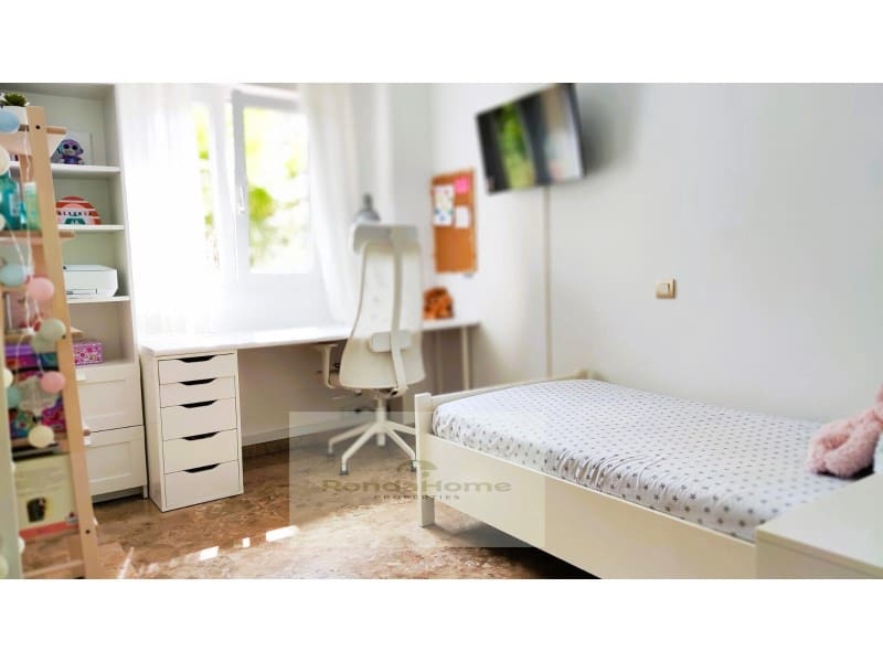 2 chambre Appartement à vendre à Riviera del Sol avec garage - 349 000 € (Ref: 9420006)