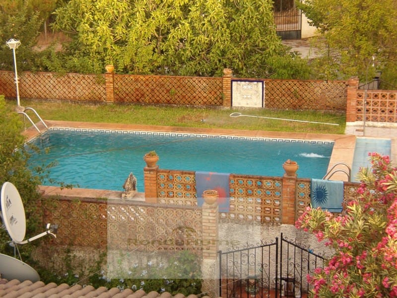 5 bedroom Finca/Country House for sale in Ronda with garage - € 410,000 (Ref: 9420009)