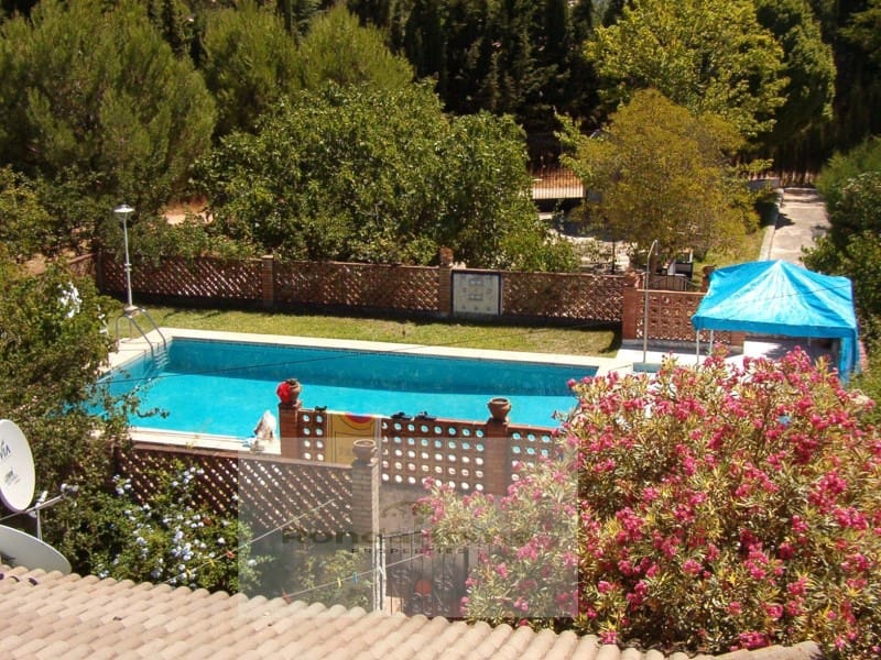 5 bedroom Finca/Country House for sale in Ronda with garage - € 410,000 (Ref: 9420009)