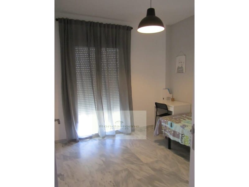 3 soveværelse Lejlighed til leje i Riviera del Sol med garage - € 1.400 (Ref: 9449641)