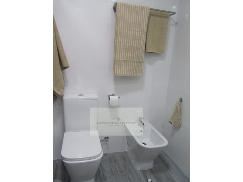 3 soveværelse Lejlighed til leje i Riviera del Sol med garage - € 1.400 (Ref: 9449641)