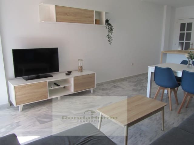 Appartement de 3 chambres à louer à Riviera del Sol, Mijas - 1 400 € (Ref: 9449641)