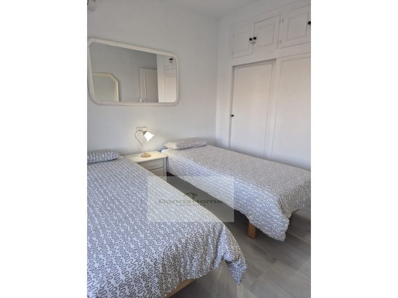 2 soveværelse Lejlighed til leje i Calahonda med garage - € 1.300 (Ref: 9449642)