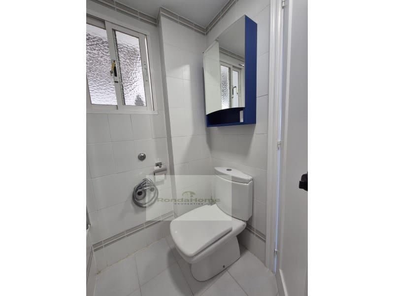 2 soveværelse Lejlighed til leje i Calahonda med garage - € 1.300 (Ref: 9449642)