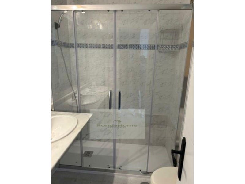 3 slaapkamer Flat te huur in Marbella - € 1.700 (Ref: 9449644)