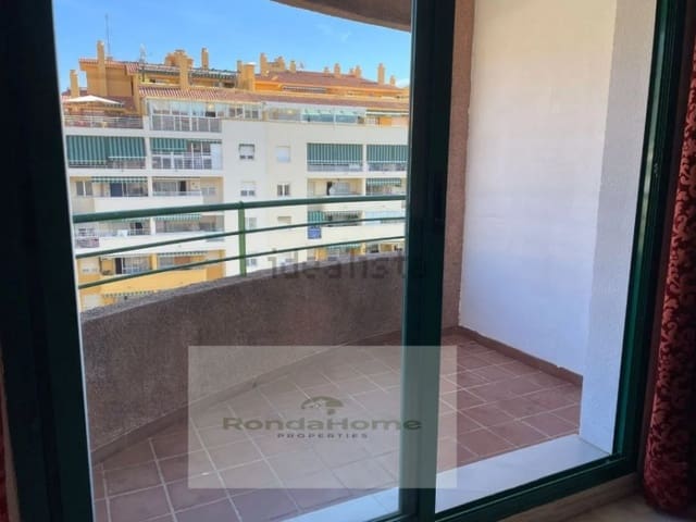 3 slaapkamer Flat te huur in Zona Miraflores, Marbella - € 1.700 (Ref: 9449644)
