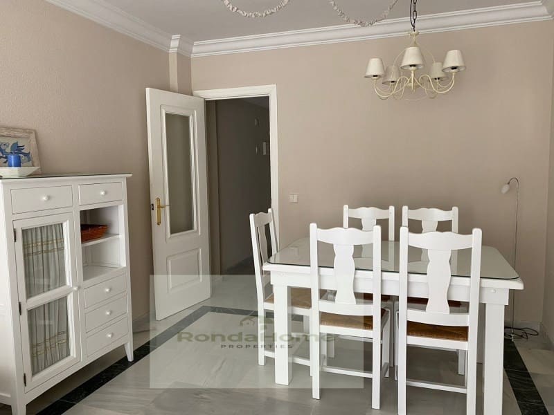 2 soveværelse Lejlighed til leje i Golden Mile med garage - € 2.000 (Ref: 9450458)