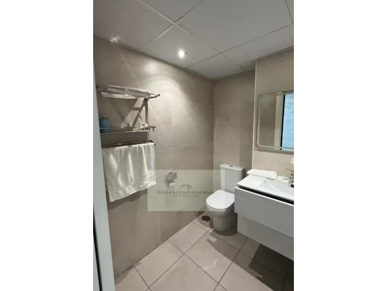 2 sovrum Lägenhet att hyra i Nueva Andalucia med garage - 2 000 € (Ref: 9450459)