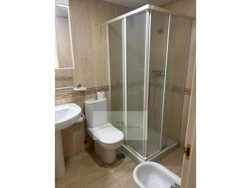 Apartamento para arrendar em Torremolinos - 1 150 € (Ref: 9452842)