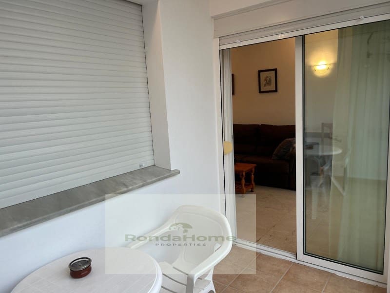 Apartamento para arrendar em Torremolinos - 1 150 € (Ref: 9452842)