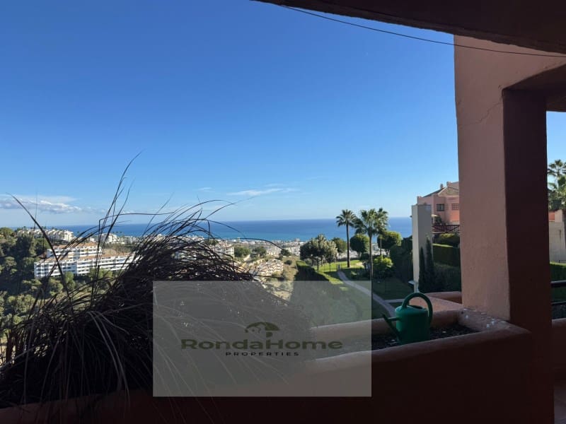 2 Zimmer Wohnung zu vermieten in Calahonda - 1.500 € (Ref: 9452843)