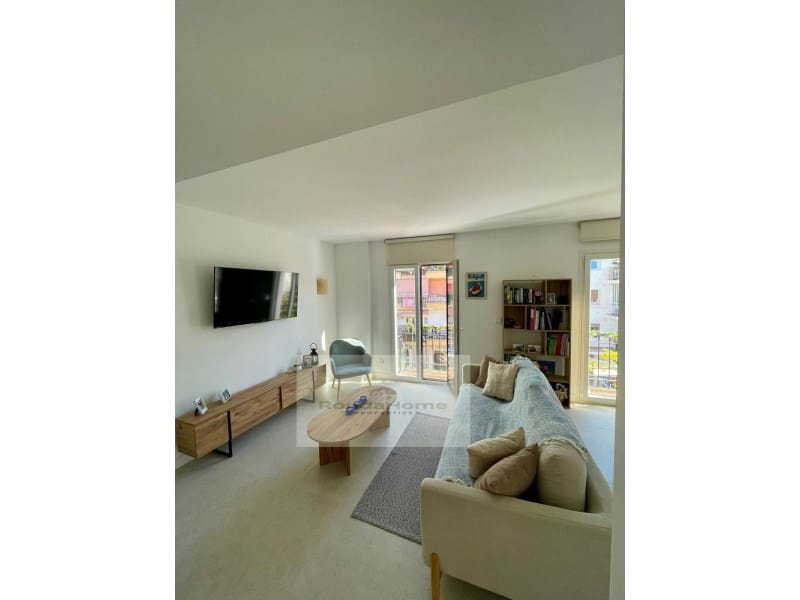 2 bedroom Flat for rent in Marbella - € 1,900 (Ref: 9462524)