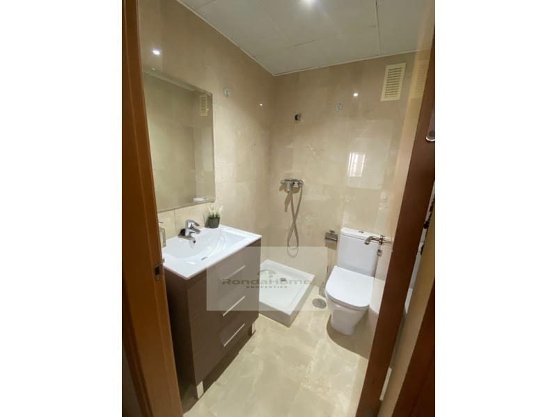 2 bedroom Flat for rent in Benalmadena with garage - € 1,200 (Ref: 9496396)