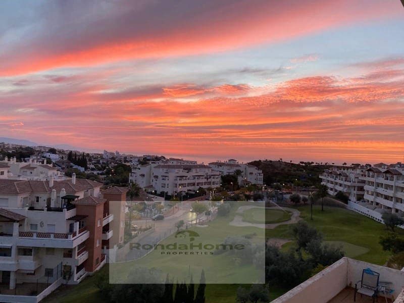 2 bedroom Flat for rent in Benalmadena with garage - € 1,200 (Ref: 9496396)