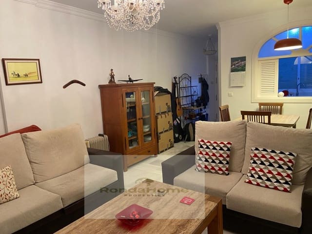 2 slaapkamer Flat te huur in Benalmádena pueblo, Benalmádena met garage - € 1.400 (Ref: 9499770)