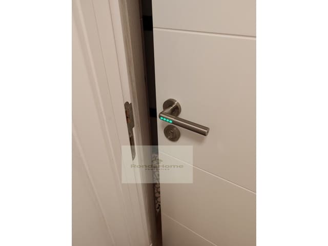 2 quarto Apartamento para arrendar em Zona Puerto Deportivo, Fuengirola - 1 300 € (Ref: 9499771)