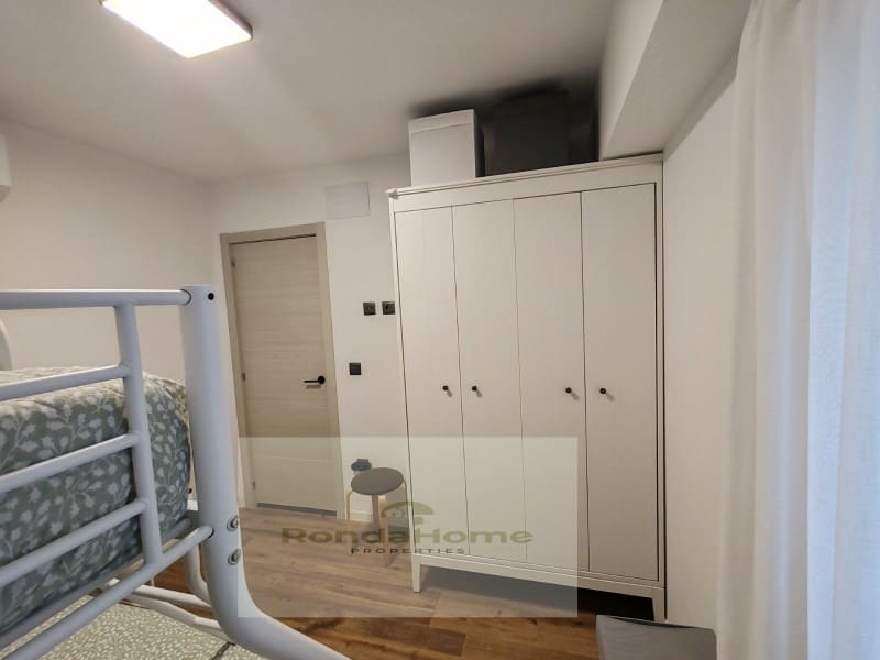2 quarto Apartamento para arrendar em Fuengirola - 1 300 € (Ref: 9499771)