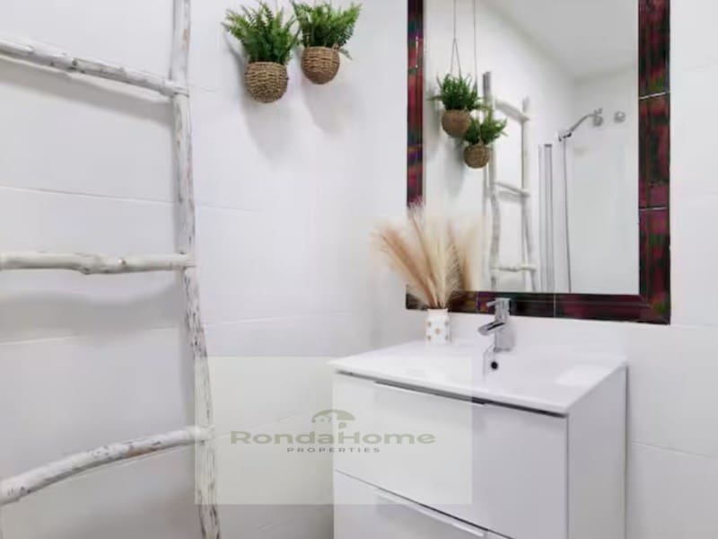 2 soverom Leilighet til leie i Ronda - € 750 (Ref: 9524710)