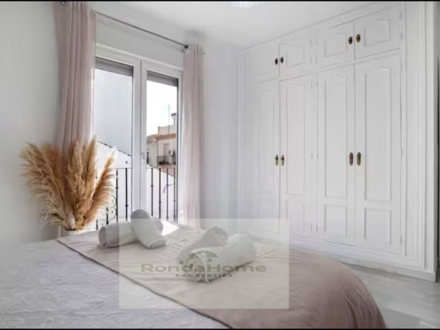 2 soverom Leilighet til leie i Ronda - € 750 (Ref: 9524710)