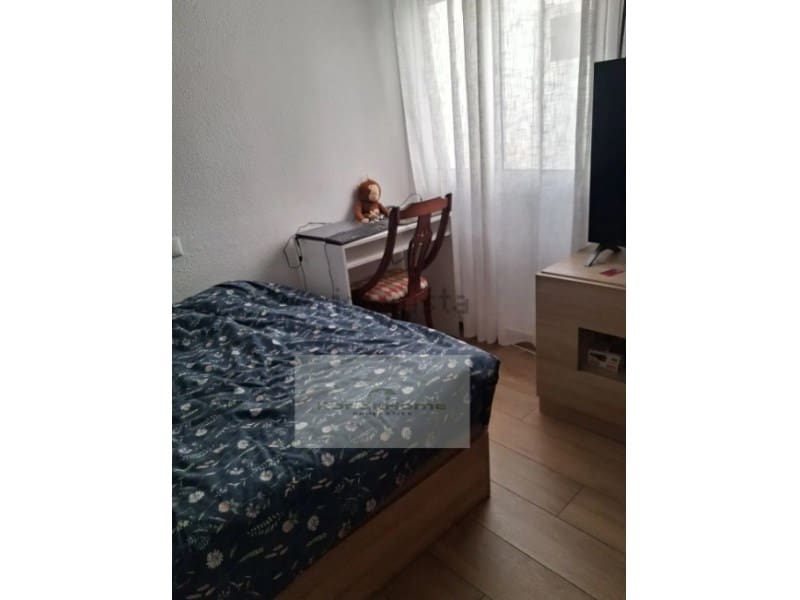 Piso de 2 habitaciones en Marbella en venta con garaje - 275.000 € (Ref: 9541644)