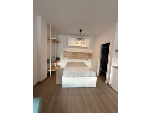 1 bedroom Studio for rent in Tiro de Pichon, Málaga city with garage - € 890 (Ref: 9541645)