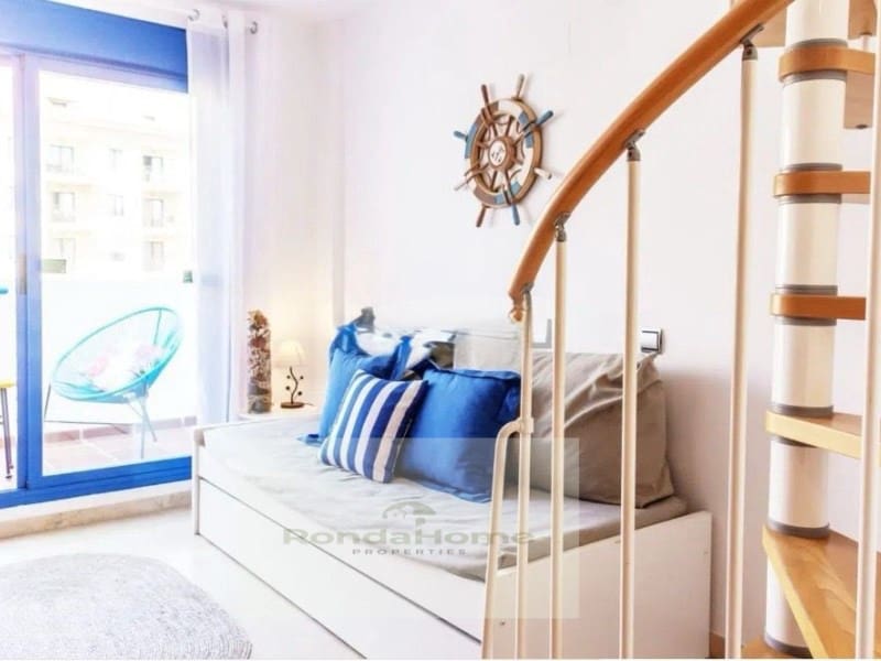 1 makuuhuone Huoneisto vuokrattavana paikassa Torrequebrada mukana 
autotalli - 1 390 € (Ref: 9543513)