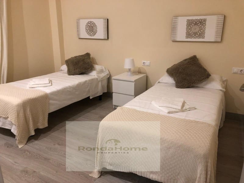 2 makuuhuone Asunto vuokrattavana paikassa Benalmadena mukana 
autotalli - 1 350 € (Ref: 9569012)