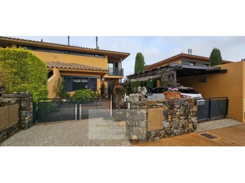 4 chambre Villa/Maison à vendre à Navata avec garage - 435 000 € (Ref: 9569013)